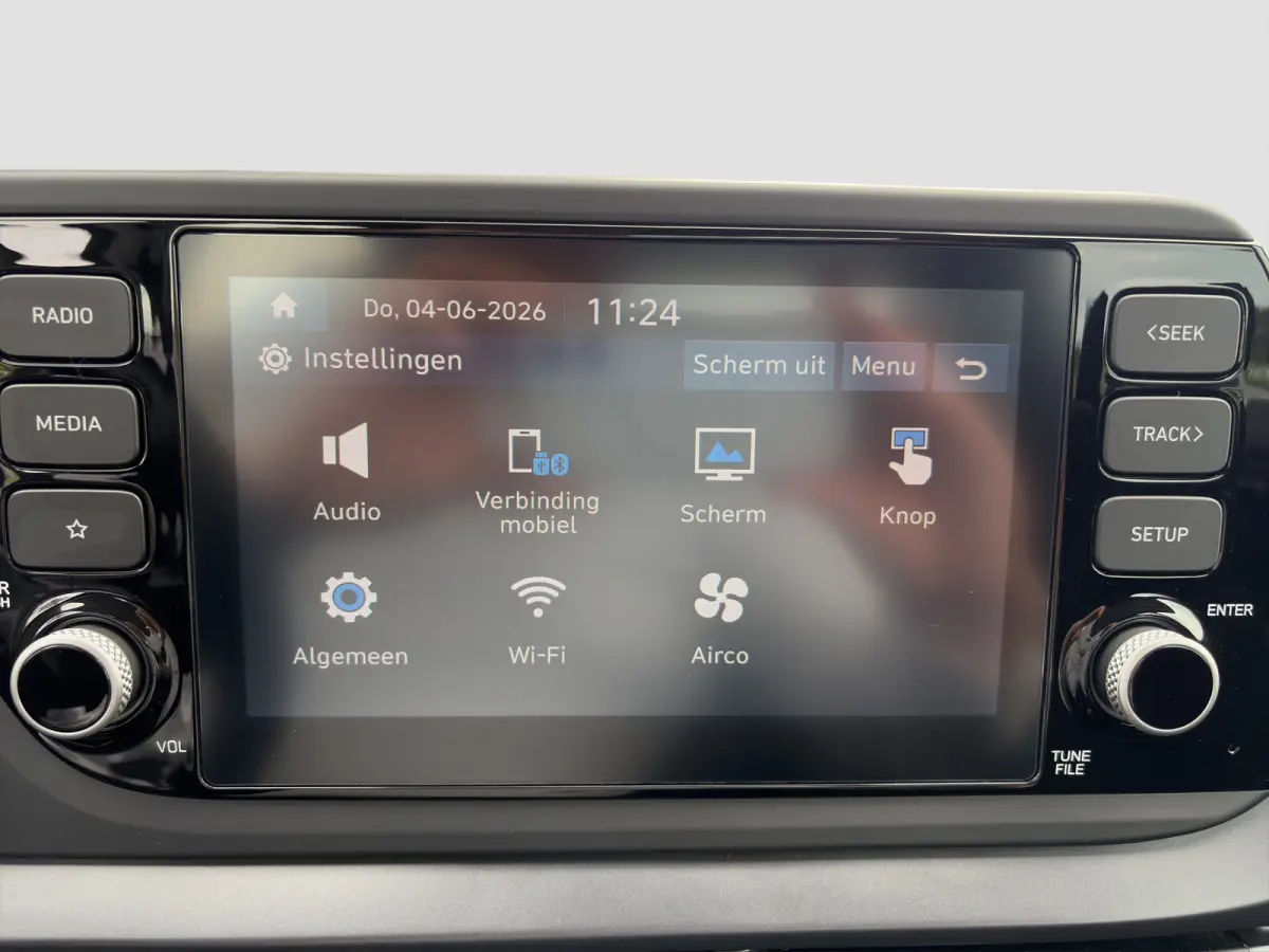 1.0 T-GDI 100pk Comfort | Airco | Camera | Carplay | Cruise control | Dodehoek detectie | Navigatie | Parkeersensoren | Digitaal cockpit | Lichtmetalen velgen