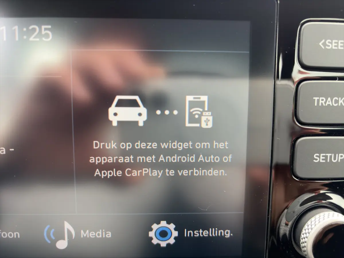 1.0 T-GDI 100pk Comfort | Airco | Camera | Carplay | Cruise control | Dodehoek detectie | Navigatie | Parkeersensoren | Digitaal cockpit | Lichtmetalen velgen