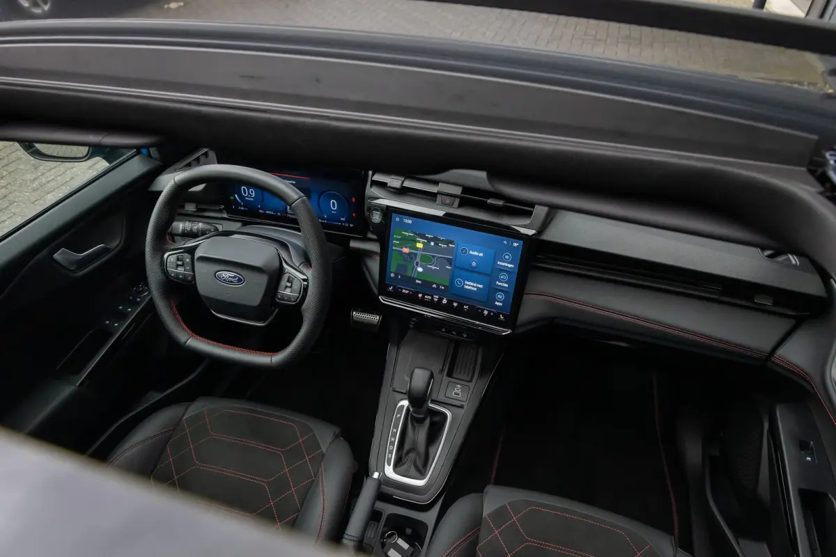 1.0 EcoBoost ST-Line X | PANORAMADAK | MATRIX LED | 19 INCH | ADAPTIVE CRUISE