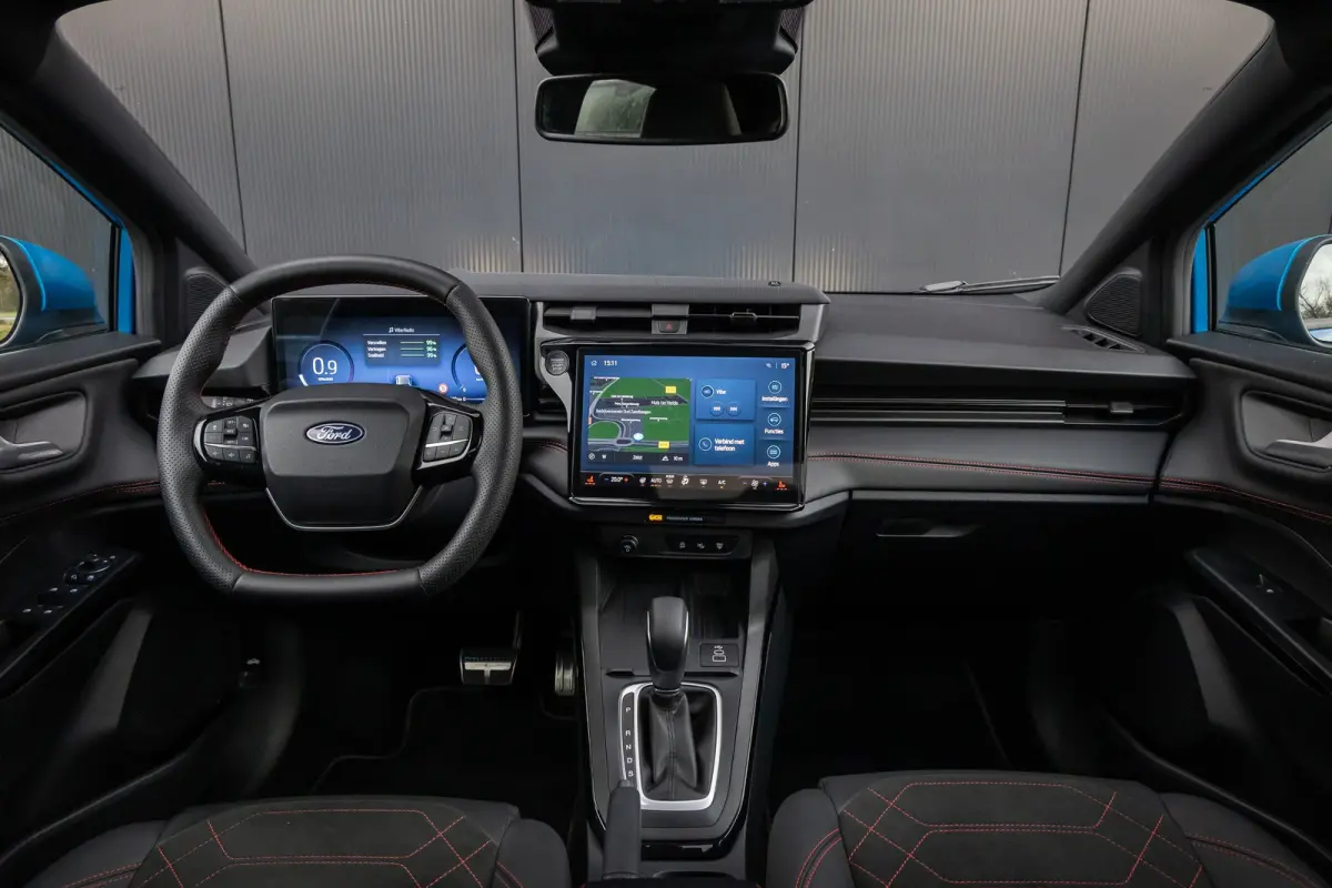 1.0 EcoBoost ST-Line X | PANORAMADAK | MATRIX LED | 19 INCH | ADAPTIVE CRUISE