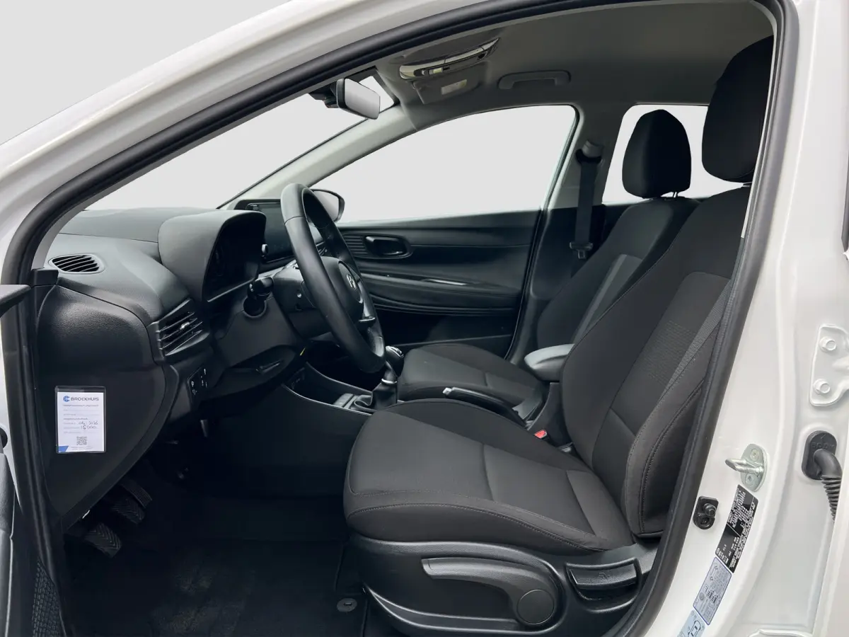 1.0 T-GDI 100pk Comfort | Airco | Camera | Carplay | Cruise control | Dodehoek detectie | Navigatie | Parkeersensoren | Digitaal cockpit | Lichtmetalen velgen