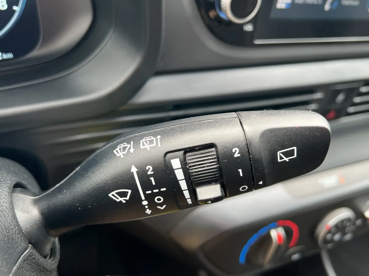 1.0 T-GDI 100pk Comfort | Airco | Camera | Carplay | Cruise control | Dodehoek detectie | Navigatie | Parkeersensoren | Digitaal cockpit | Lichtmetalen velgen