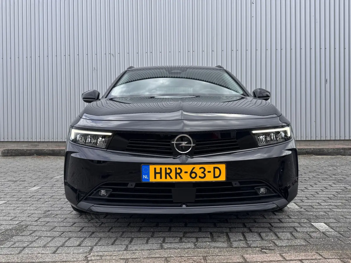 1.2 Turbo Business Edition 130PK | Camera | Navigatie | Stoel/stuurverwarming | Cruise Control | | Airco (automatisch) | DAB ontvanger | Dak in carrosseriekleur