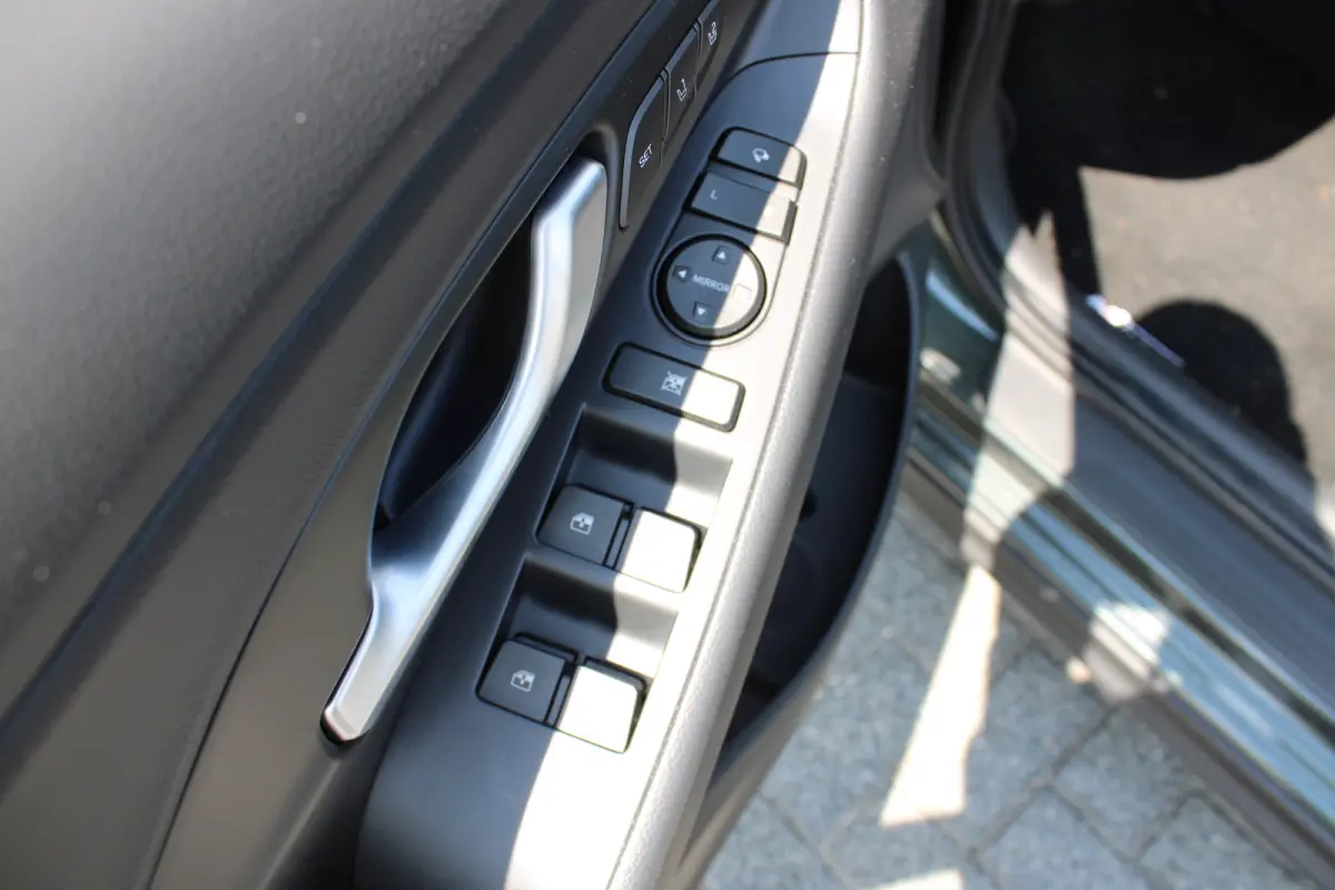 1.5 T-GDi MHEV N Line AUTOMAAT | Afneembare trekhaak | Adaptive cruise control | Sportstoelen | Elektrisch bedienbare voorstoel met geheugen | | Achterbank in delen neerklapbaar | Achteruitr