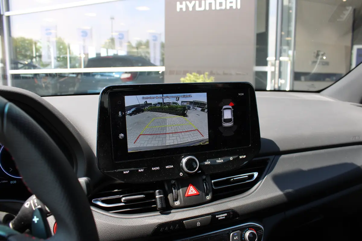1.5 T-GDi MHEV N Line AUTOMAAT | Afneembare trekhaak | Adaptive cruise control | Sportstoelen | Elektrisch bedienbare voorstoel met geheugen | | Achterbank in delen neerklapbaar | Achteruitr