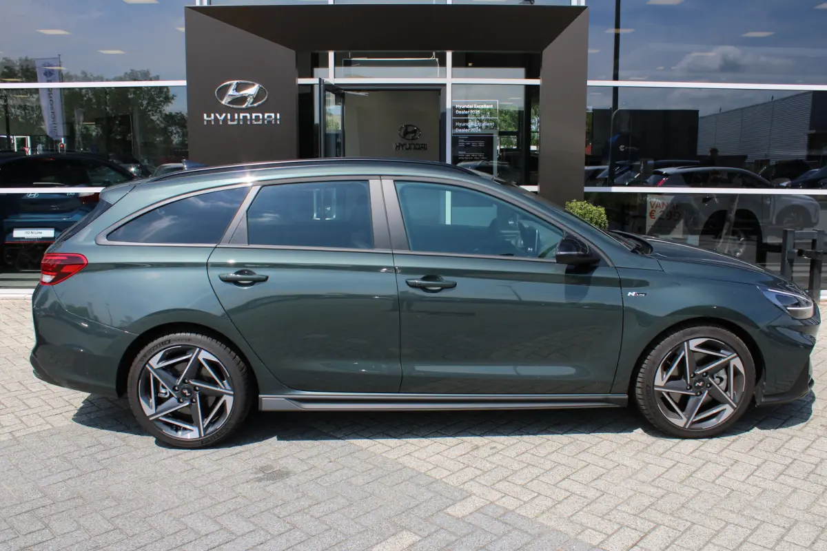 1.5 T-GDi MHEV N Line AUTOMAAT | Afneembare trekhaak | Adaptive cruise control | Sportstoelen | Elektrisch bedienbare voorstoel met geheugen | | Achterbank in delen neerklapbaar | Achteruitr