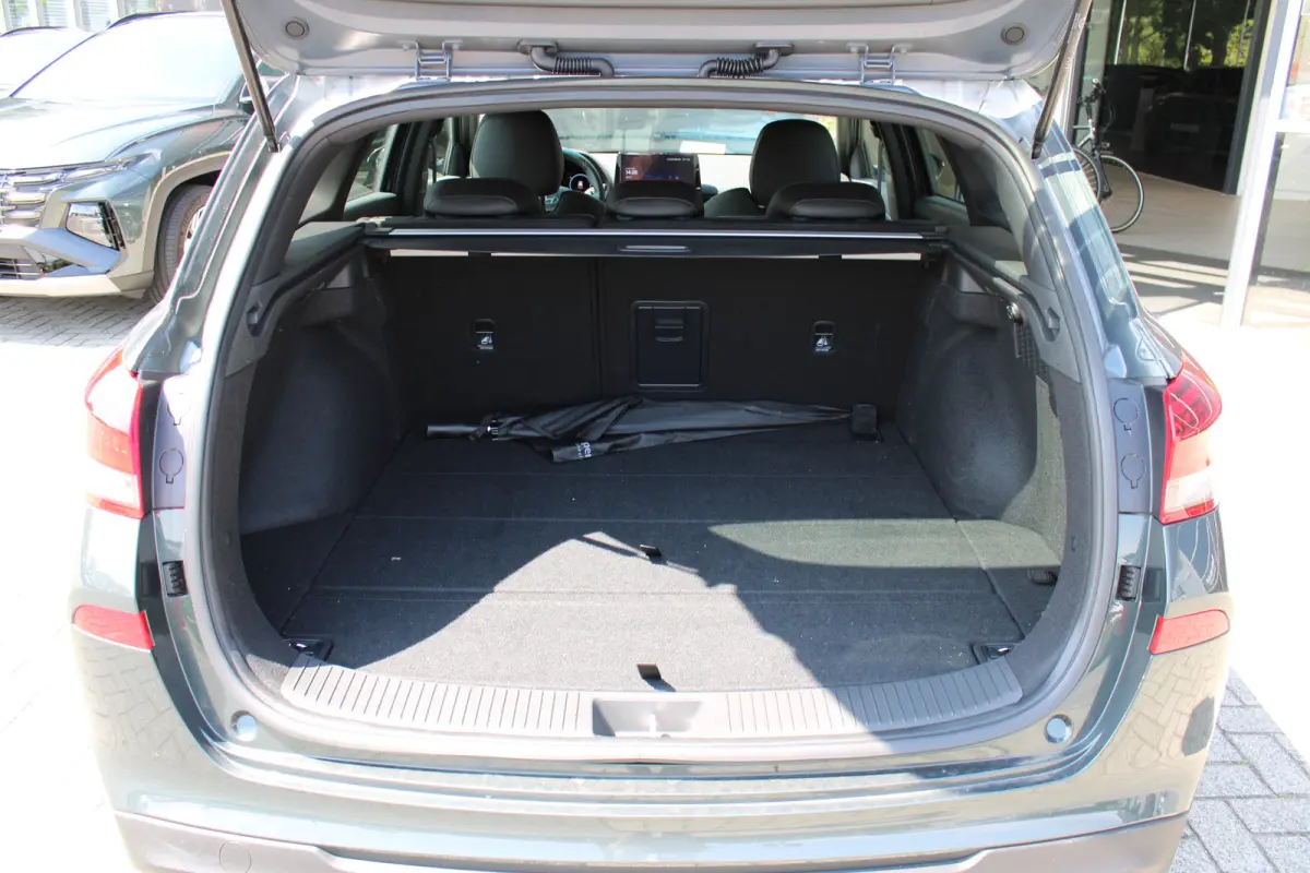 1.5 T-GDi MHEV N Line AUTOMAAT | Afneembare trekhaak | Adaptive cruise control | Sportstoelen | Elektrisch bedienbare voorstoel met geheugen | | Achterbank in delen neerklapbaar | Achteruitr