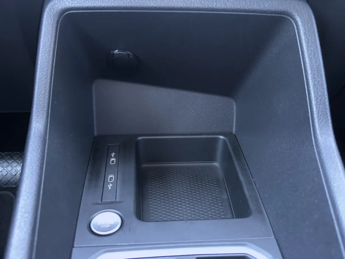 Grand PHEV Titanium | Winterpack | Adap. Cruise Control | Camera | 7 Persoons | CarPlay |