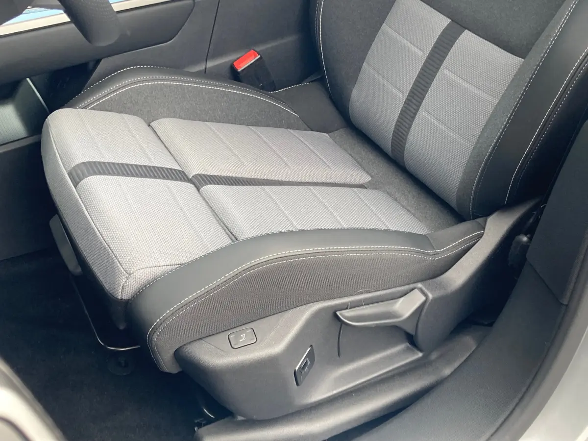 1.2 Turbo Hybrid GS | TREKHAAK | NL AUTO | Achteruitrijcamera | Apple Carplay/Android Auto|telefoonintegratie premium | Cruise control adaptief met Stop&Go