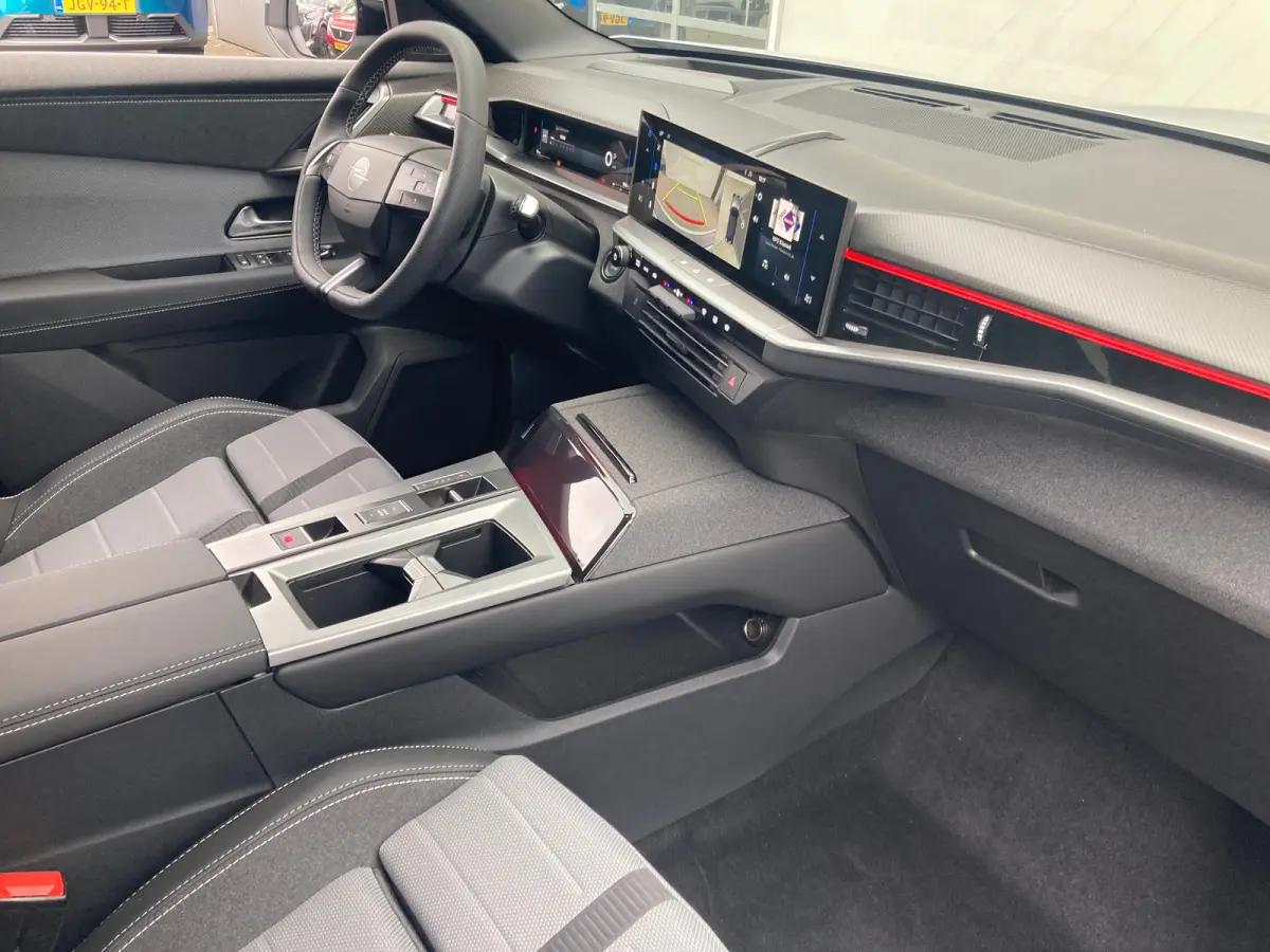 1.2 Turbo Hybrid GS | TREKHAAK | NL AUTO | Achteruitrijcamera | Apple Carplay/Android Auto|telefoonintegratie premium | Cruise control adaptief met Stop&Go