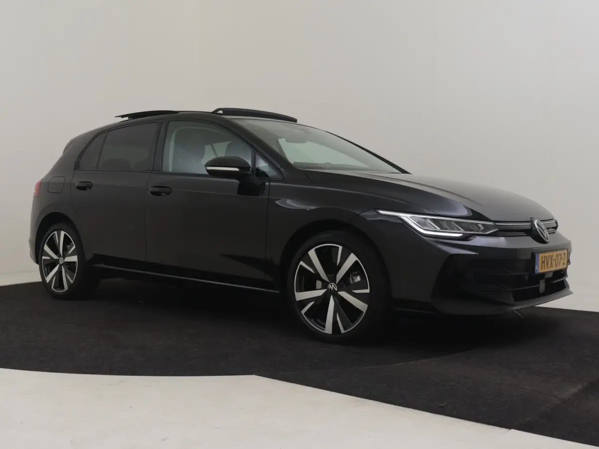 1.5 eHybrid Life Edition 204Pk DSG/AUTO | Glazen panorama-dak | Achteruitrijcamera | Cruise control adaptief | Apple carplay Android auto | Keyless Entry/Start | Parkeer assist | DAB | LED |