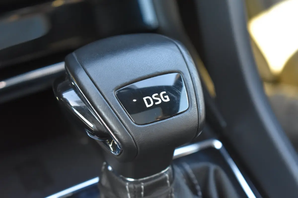 1.5TSi ACT 150PK DSG Sportline Business | Cruise Control | PDC V+A | Stoel- en stuurwielverwarming | Apple Carplay & Android Auto | Schuif-kanteldak