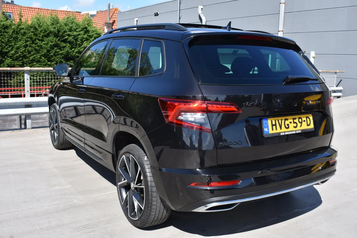 1.5TSi ACT 150PK DSG Sportline Business | Cruise Control | PDC V+A | Stoel- en stuurwielverwarming | Apple Carplay & Android Auto | Schuif-kanteldak