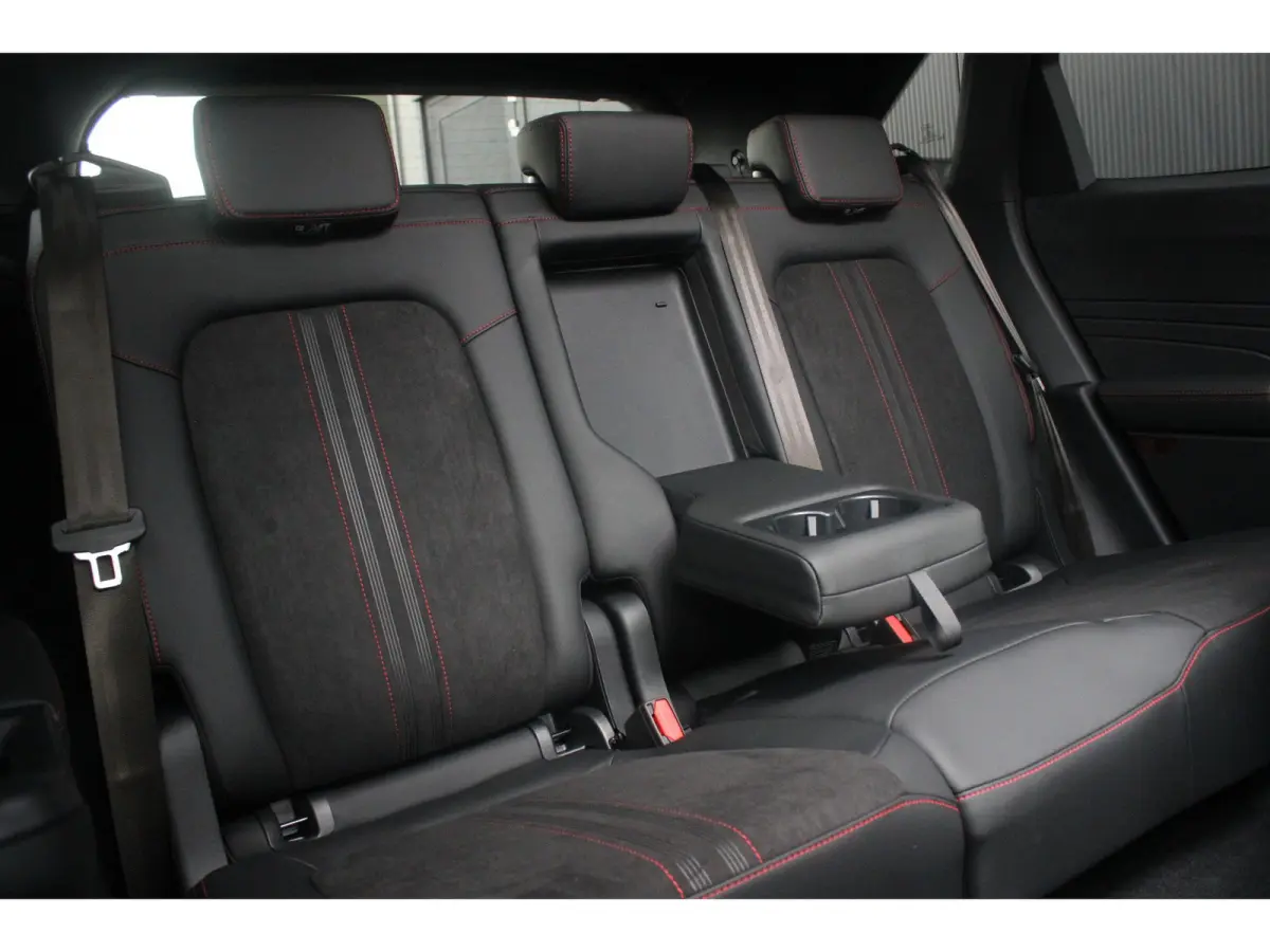 2.5 PHEV ST-Line X | Black Pack! | Wegklap Trekhaak | Pano-dak | ALLE opties!