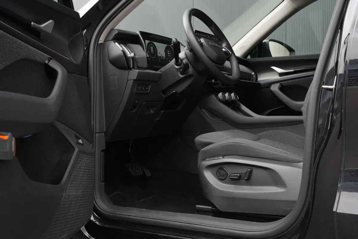 1.5 TSI 150pk Business Edition 7p. | Adapt. Cruise | Trekhaak | Stoelverwarming | Carplay