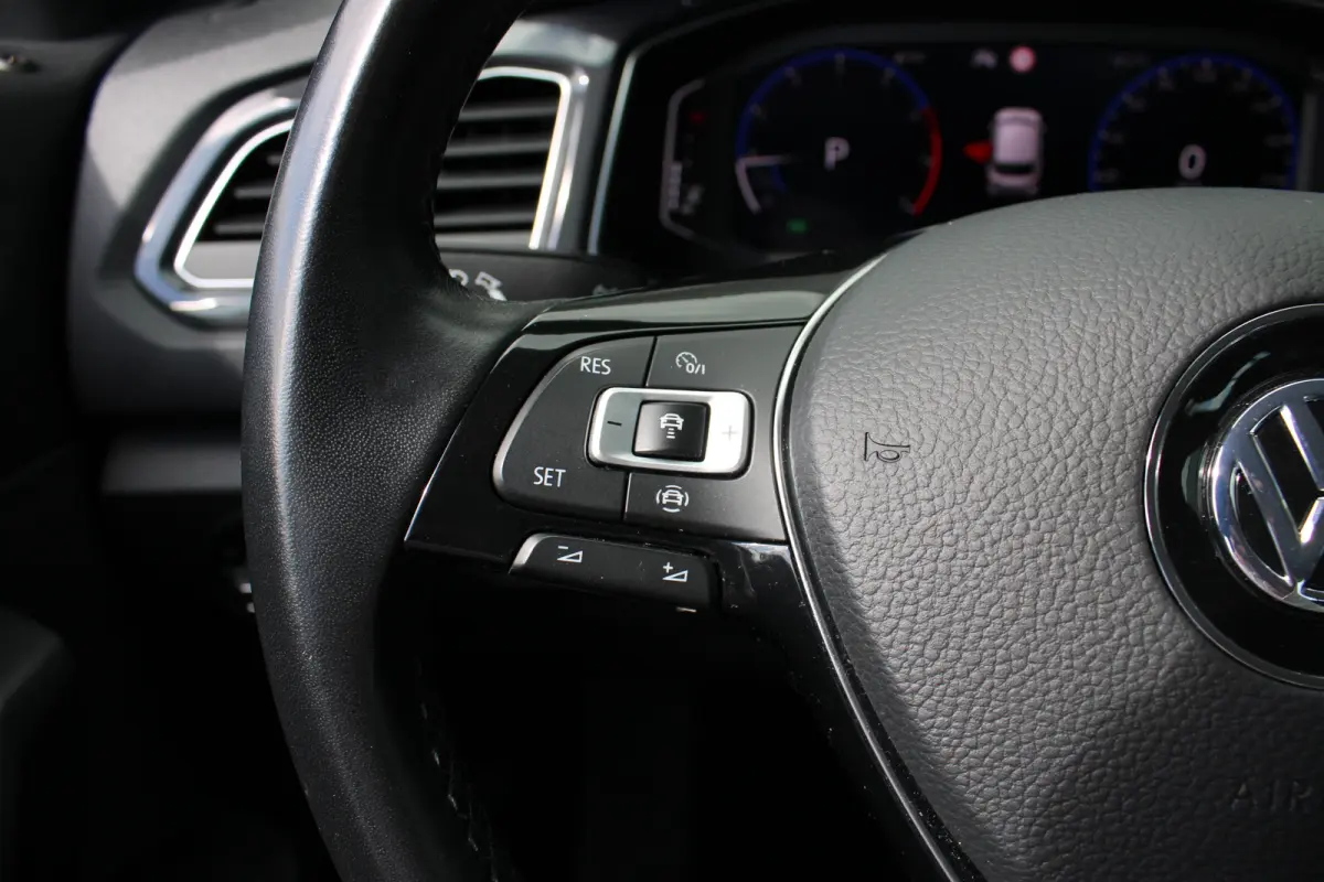 1.5 TSI Sport | AUTOMAAT | Navigatie | Adaptieve Cruise Control | Bluetooth | Climate Control | | Achterbank in delen neerklapbaar | Airco (automatisch) | Alarm klasse 1(startblokkering)