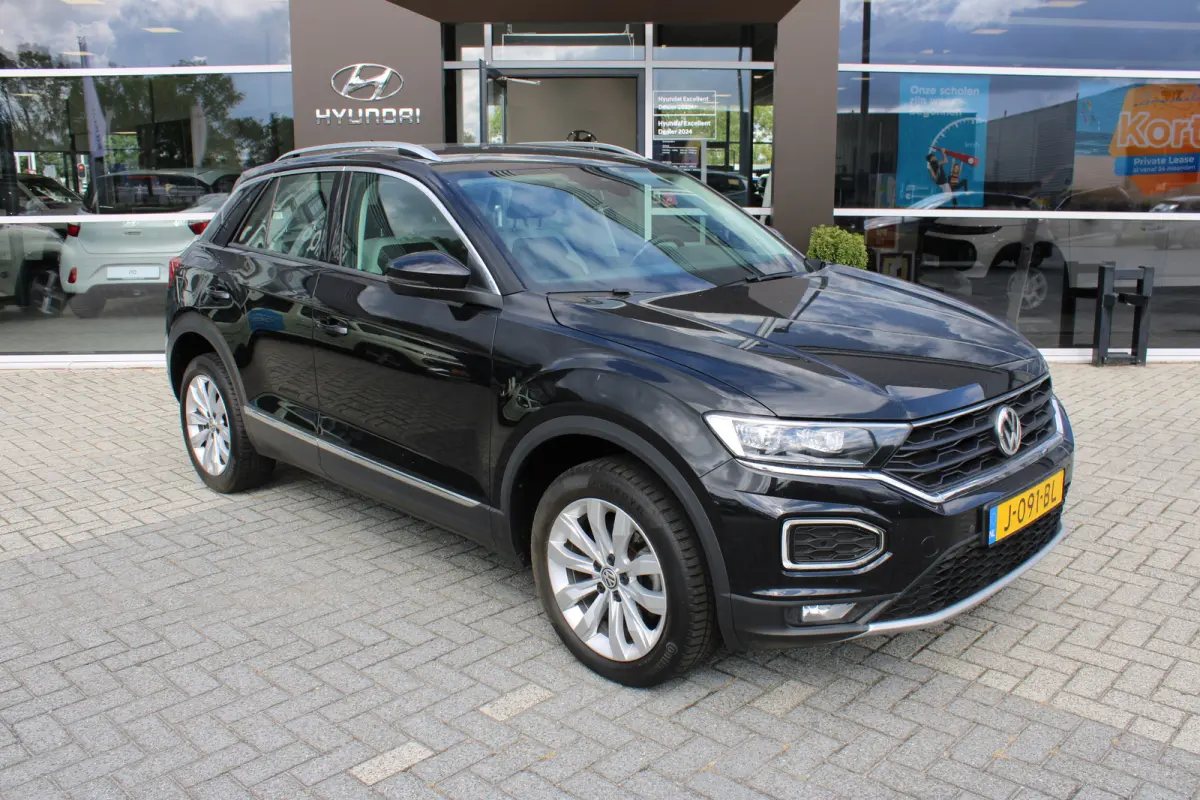 1.5 TSI Sport | AUTOMAAT | Navigatie | Adaptieve Cruise Control | Bluetooth | Climate Control | | Achterbank in delen neerklapbaar | Airco (automatisch) | Alarm klasse 1(startblokkering)