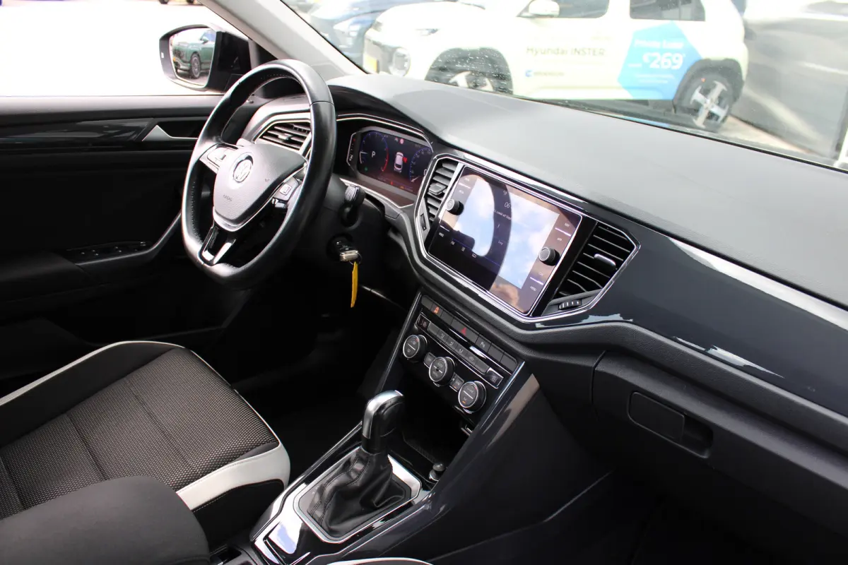 1.5 TSI Sport | AUTOMAAT | Navigatie | Adaptieve Cruise Control | Bluetooth | Climate Control | | Achterbank in delen neerklapbaar | Airco (automatisch) | Alarm klasse 1(startblokkering)
