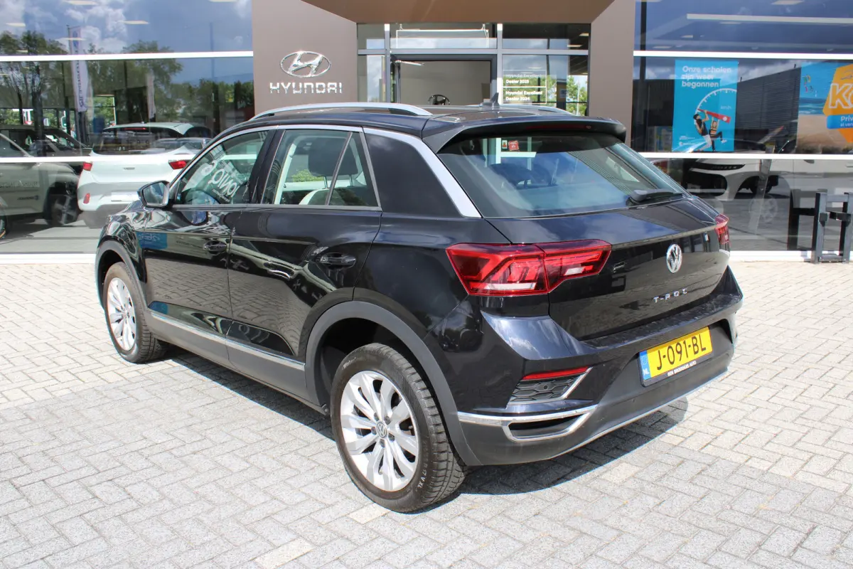 1.5 TSI Sport | AUTOMAAT | Navigatie | Adaptieve Cruise Control | Bluetooth | Climate Control | | Achterbank in delen neerklapbaar | Airco (automatisch) | Alarm klasse 1(startblokkering)