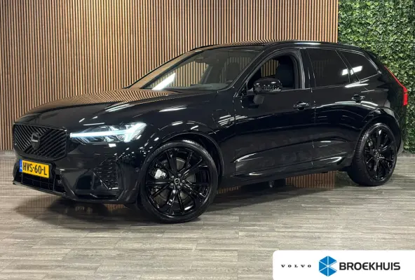 T6 AWD Recharge Ultra Black Edition | MY26 | Luchtvering | Trekhaak | 360 Camera | Head-Up Display | Harman Kardon | Adaptieve Cruise Control | Stoelverwarming voor+achter | Stuurwielverwarm