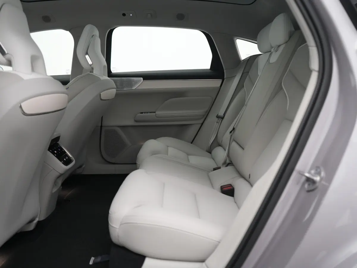 Single Extended Ultra 92 kWh | Luchtvering | Pilot Assist | Bowers & Wilkins | Panoramadak | Massage | 360° | Adaptive Cruise | Ventilatie