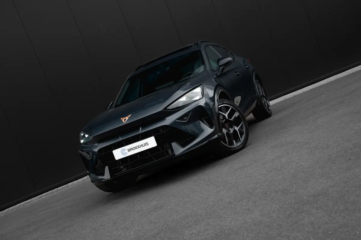 1.5 TSI e-Hybrid 272 PK VZ Performance Trekhaak | 360 Camera | Sennheiser | Panoramadak | Leder interieur | 19"