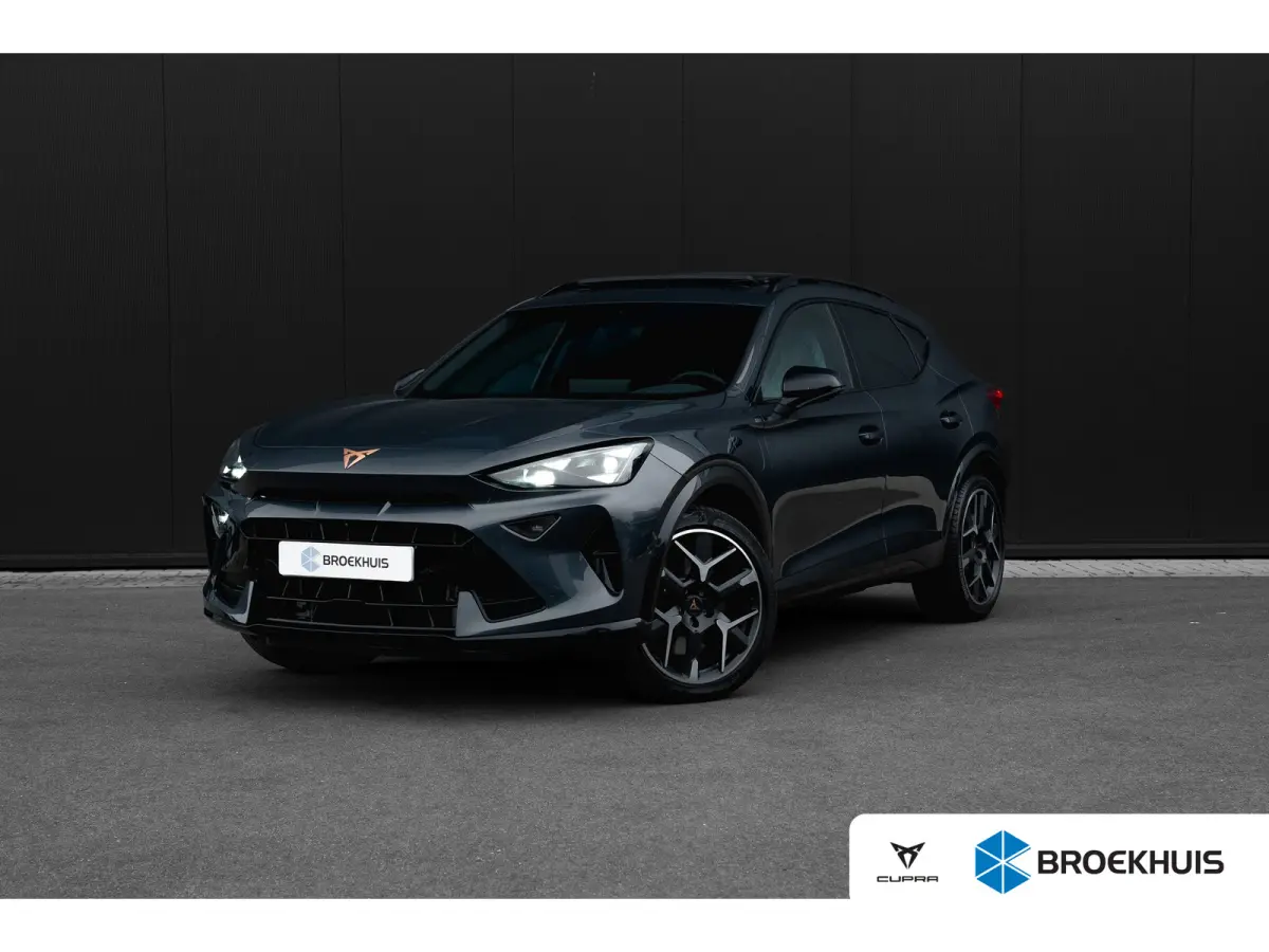 1.5 TSI e-Hybrid 272 PK VZ Performance Trekhaak | 360 Camera | Sennheiser | Panoramadak | Leder interieur | 19"