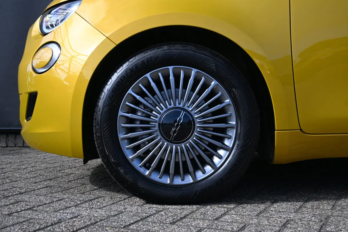 1.0 Hybrid Torino Launch Edition 8 Jaar Garantie! | Navigatie | Dodehoek-Detectie | Full-LED | Parkeersensoren | !!
