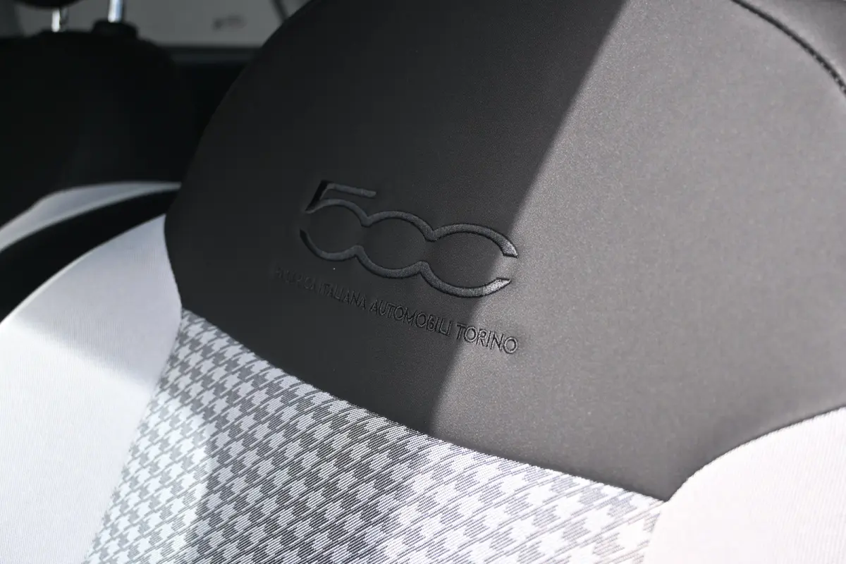 1.0 Hybrid Torino Launch Edition 8 Jaar Garantie! | Navigatie | Dodehoek-Detectie | Full-LED | Parkeersensoren | !!