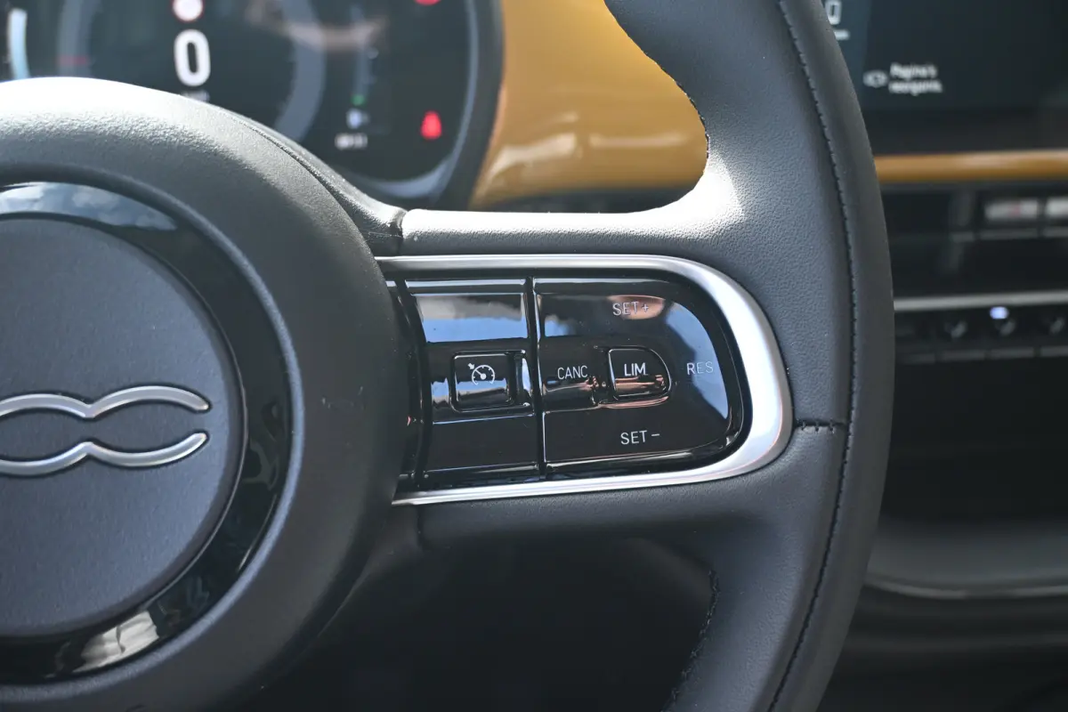 1.0 Hybrid Torino Launch Edition 8 Jaar Garantie! | Navigatie | Dodehoek-Detectie | Full-LED | Parkeersensoren | !!