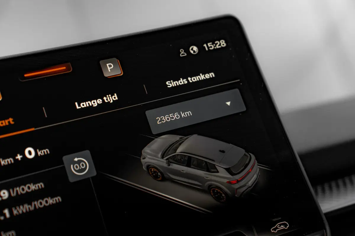 1.5 TSI e-Hybrid 272pk VZ Performance Garantie t/m 2030 | Sennheiser | Panoramadak | 360 Camera | Elektrische Stoelen | Trekhaak