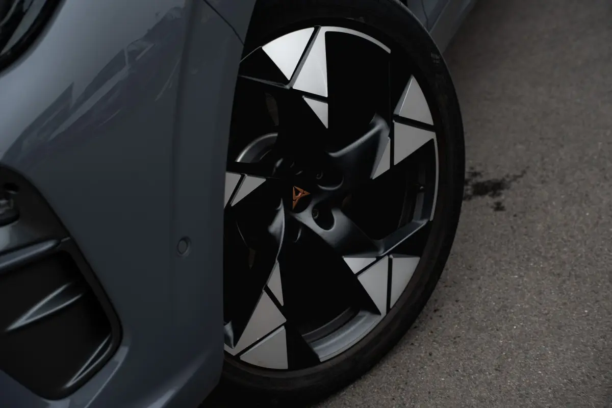 1.5 TSI e-Hybrid 272pk VZ Performance Garantie t/m 2030 | Trekhaak | Panoramadak | Sennheiser | Stuur & Stoelverwarming