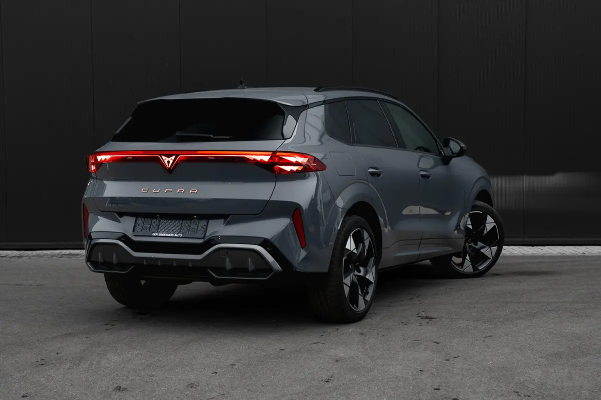 1.5 TSI e-Hybrid 272pk VZ Performance Garantie t/m 2030 | Trekhaak | Panoramadak | Sennheiser | Stuur & Stoelverwarming