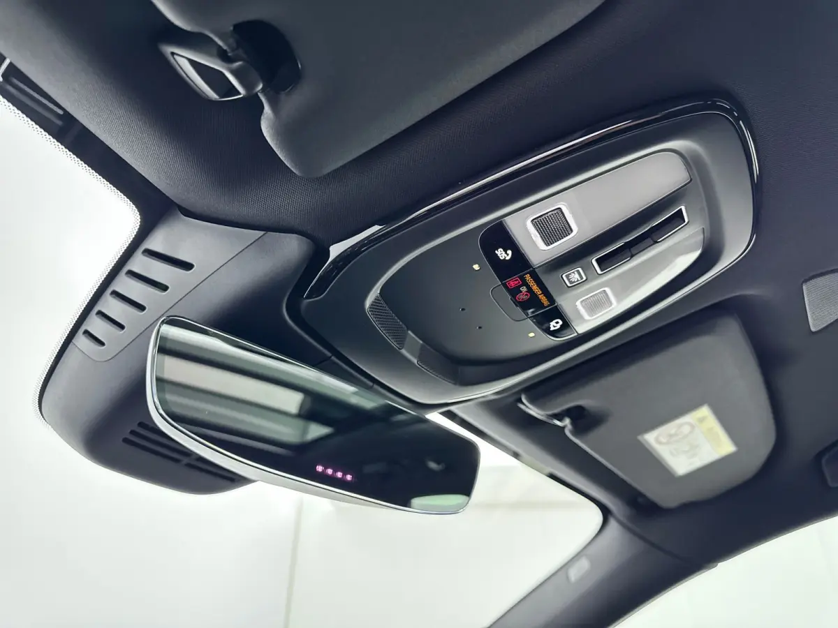 T6 Recharge Plus Black Edition | 21" | Panoramadak | Head-Up | 360 Camera | Getint Glas | Harman Kardon | Elektr. verst. Sportstoelen | Adaptieve Cruise | BLIS