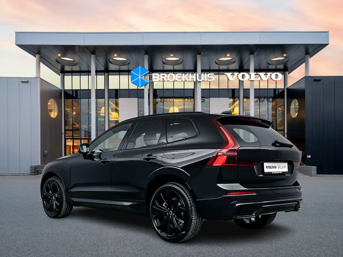 T6 Recharge Plus Black Edition | 21" | Panoramadak | Head-Up | 360 Camera | Getint Glas | Harman Kardon | Elektr. verst. Sportstoelen | Adaptieve Cruise | BLIS