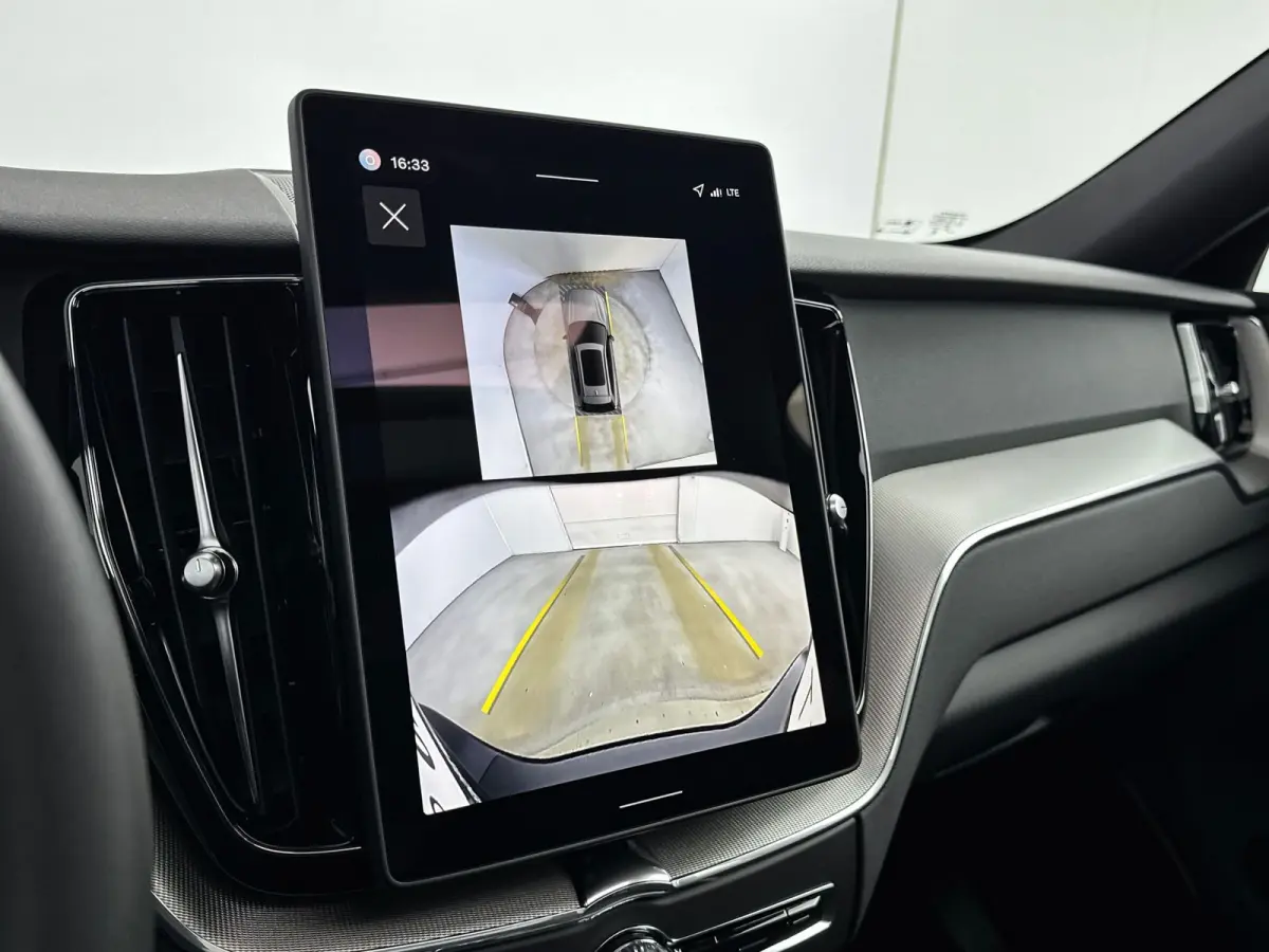 T6 Recharge Plus Black Edition | 21" | Panoramadak | Head-Up | 360 Camera | Getint Glas | Harman Kardon | Elektr. verst. Sportstoelen | Adaptieve Cruise | BLIS