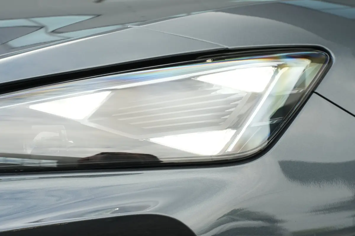 1.5 TSI e-Hybrid 204pk Business | Panoramadak | Stuur & Stoelverwarming | Sennheiser | Achteruitrijcamera | 18"