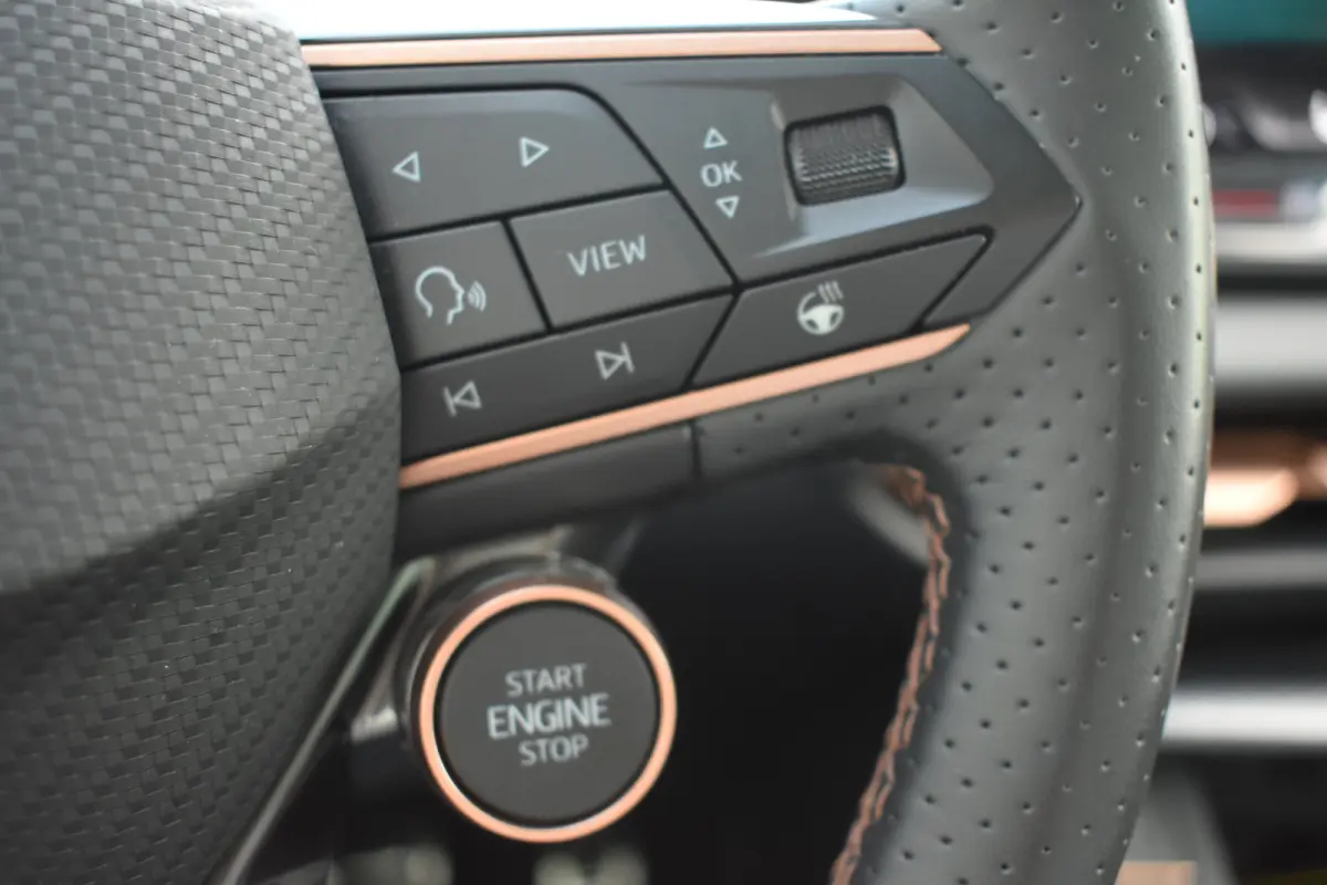 1.5 TSI e-Hybrid 272PK VZ Performance | TREKHAAK | PANORAMADAK | VERLENGDE FABR. GARANTIE | 360 CAMERA | SENNHEISER SOUNDSYSTEM