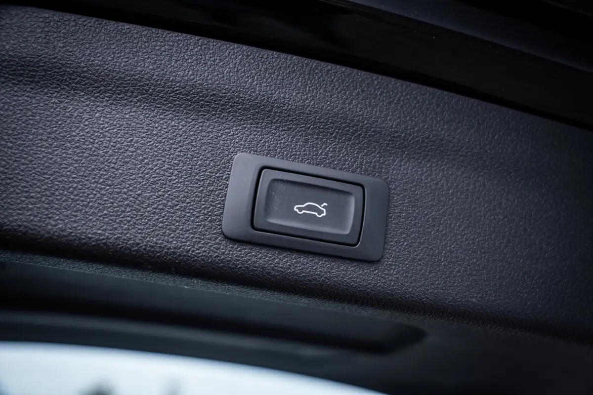 50 TFSI e quattro Advanced edition | Apple Carplay/Android Auto|telefoonintegratie premium | Elektrisch verstelb. bestuurdersstoel met geheugen | Navigatiesysteem full map