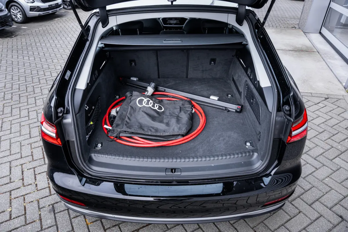 50 TFSI e quattro Advanced edition | Apple Carplay/Android Auto|telefoonintegratie premium | Elektrisch verstelb. bestuurdersstoel met geheugen | Navigatiesysteem full map