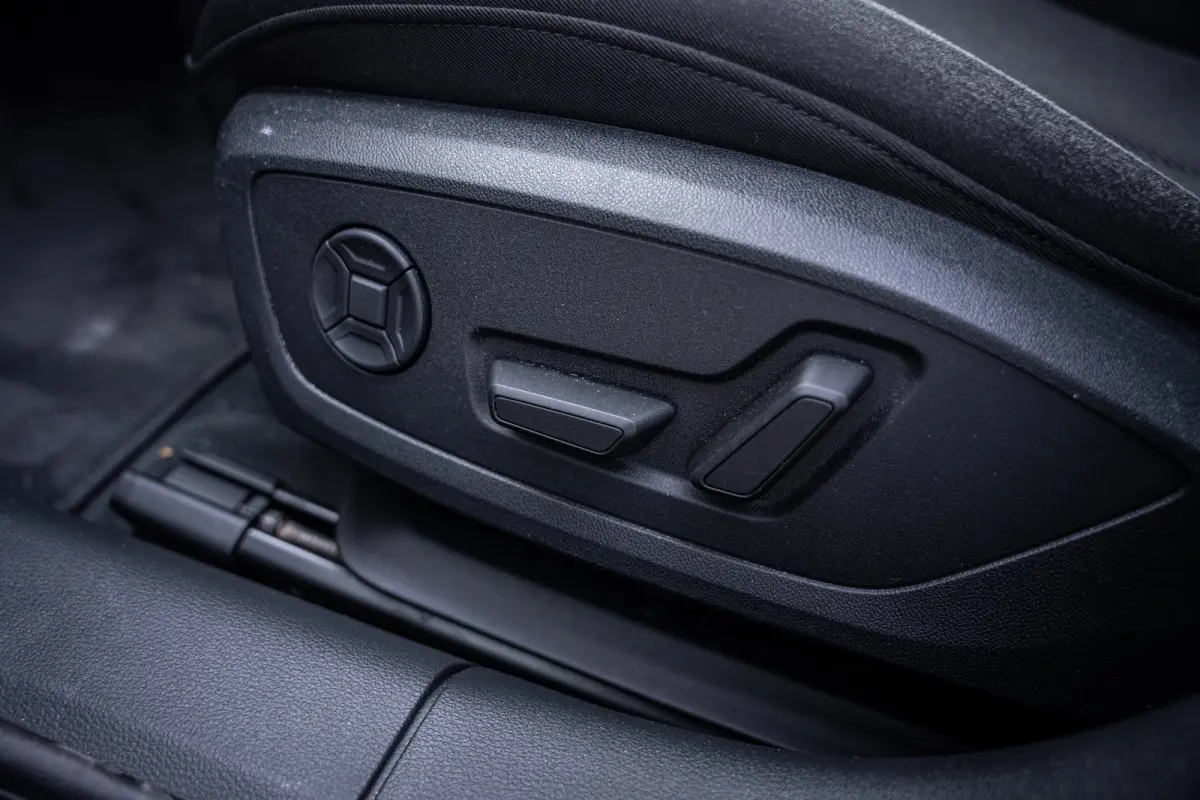 50 TFSI e quattro Advanced edition | Apple Carplay/Android Auto|telefoonintegratie premium | Elektrisch verstelb. bestuurdersstoel met geheugen | Navigatiesysteem full map