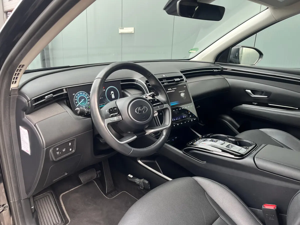 1.6 T-GDI 265pk PHEV Premium 4WD | Leder | Carplay | Climate | Keyless | Navigatie | Elek. Klep | Full - Led | 360 Camera | KRELL Audio | Elek. Stoelen | 19" Lichtmetaal | Winterpakket | Sto