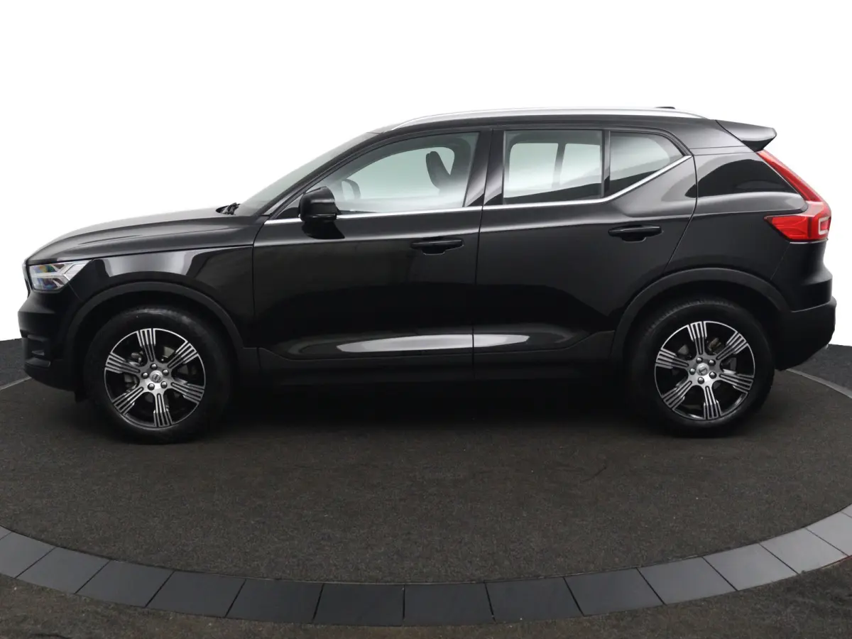 T2 Inscription | Stoel en stuurwielverwarming | Adaptieve Cruise control | Lederen bekleding | Parkeersensoren voor en achter | LED |