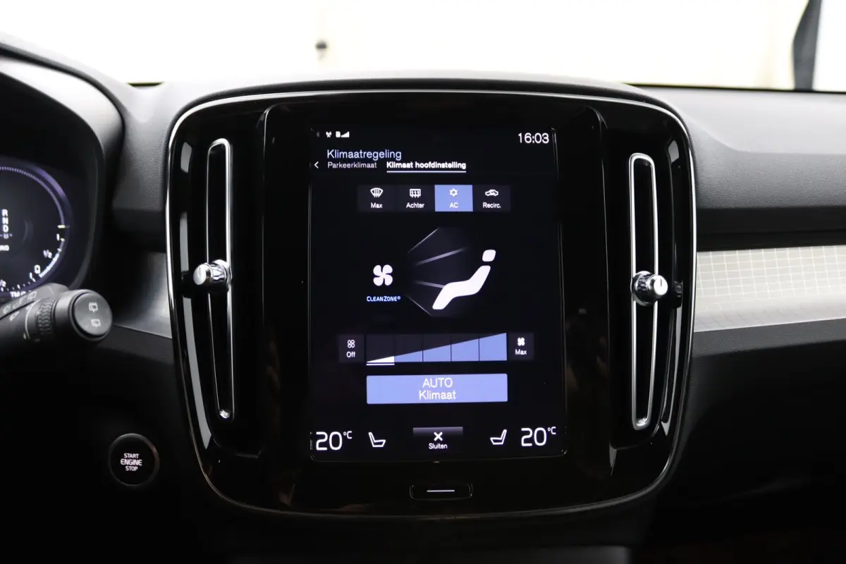 T4 R-Design Expression | SoH 83% | Adaptieve Cruise control | Stoel en stuurwielverwarming | LED | BLIS | Parkeersensoren achter |