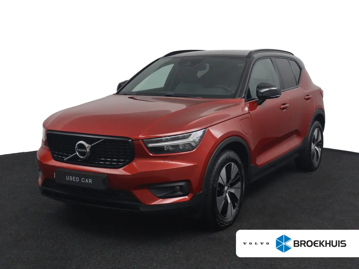 T4 R-Design Expression | SoH 83% | Adaptieve Cruise control | Stoel en stuurwielverwarming | LED | BLIS | Parkeersensoren achter |