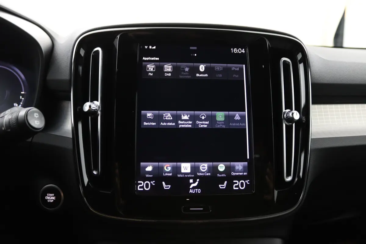 T4 R-Design Expression | SoH 83% | Adaptieve Cruise control | Stoel en stuurwielverwarming | LED | BLIS | Parkeersensoren achter |