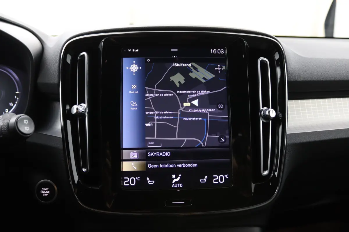 T4 R-Design Expression | SoH 83% | Adaptieve Cruise control | Stoel en stuurwielverwarming | LED | BLIS | Parkeersensoren achter |