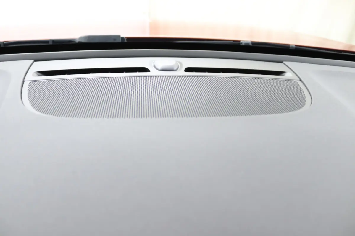 T4 R-Design Expression | SoH 83% | Adaptieve Cruise control | Stoel en stuurwielverwarming | LED | BLIS | Parkeersensoren achter |