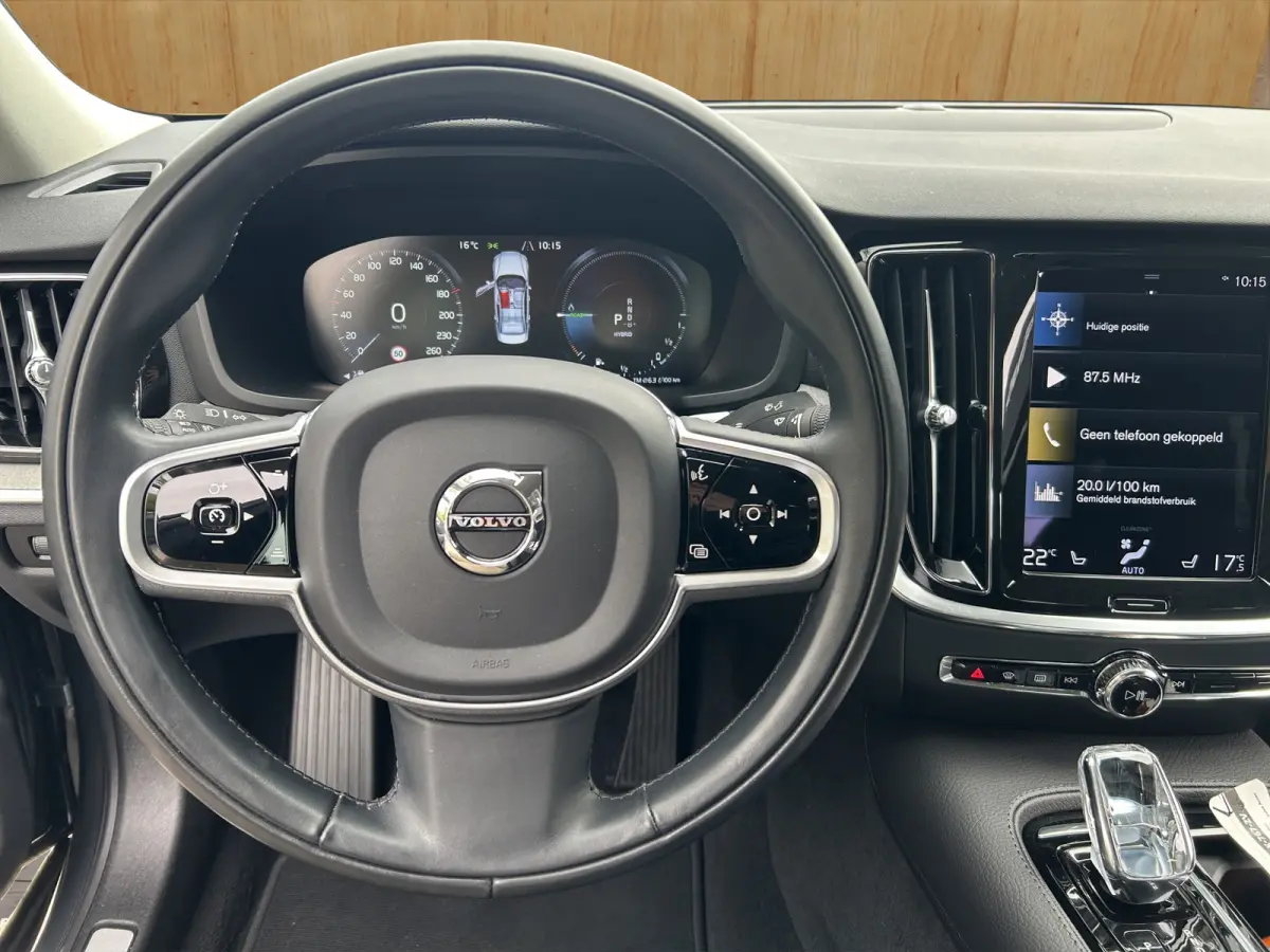 2.0 Recharge T6 AWD Inscription | BLIS | Camera | Stoel + Stuur verwarming | Elektrische stoelen | Adapt. Cruise