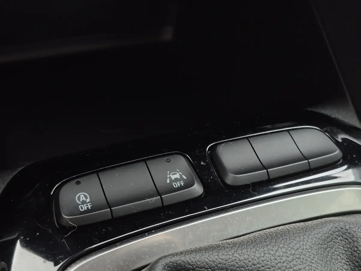 1.2 Edition 100pk | Airco | Cruise control | Bluetooth |